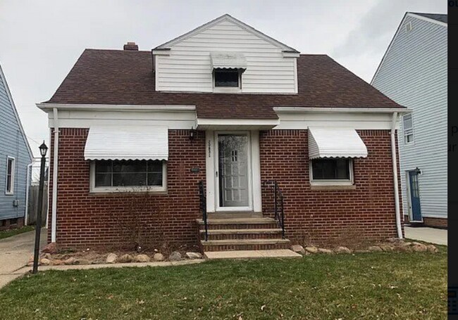 Photo - 20831 Morris Ave