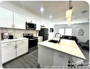 Photo - 829 Kayton Ave