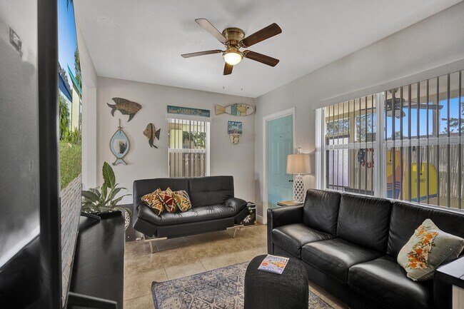 Photo - 1417 N Andrews Ave