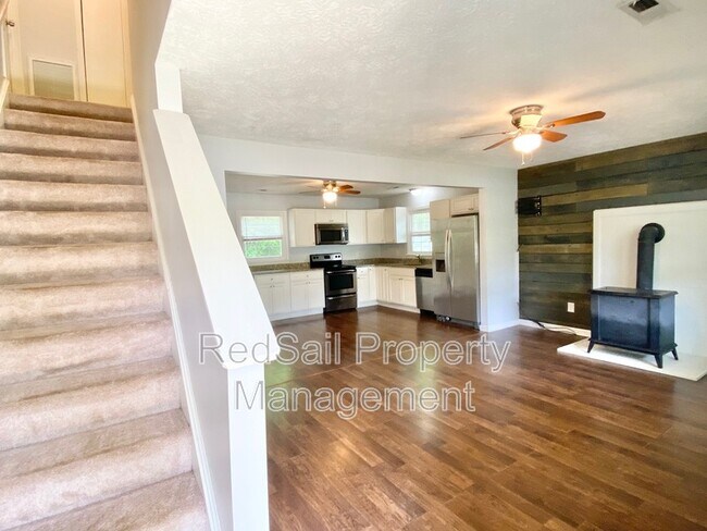 Photo - 5187 Oak Creek Cir