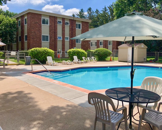 Photo - Lucia Lane Apts