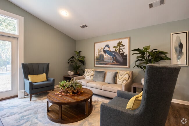 Photo - Heron on the Bluffs