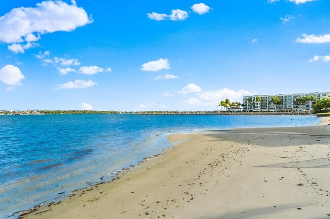 Photo - 20 S Lakeshore Dr