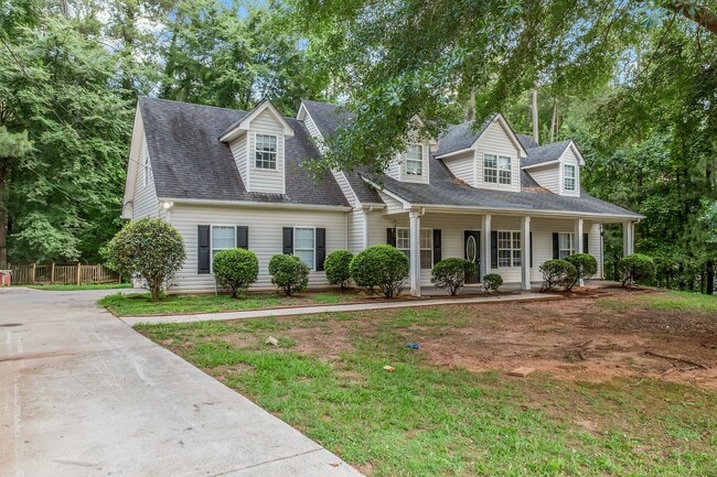 Photo - Beautiful 4 Bedrooms + Bonus Room on Nearly 1 Acre in Stockbridge! ?
