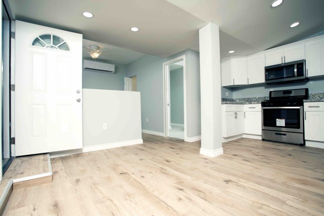 224 N 6th St Unidad D