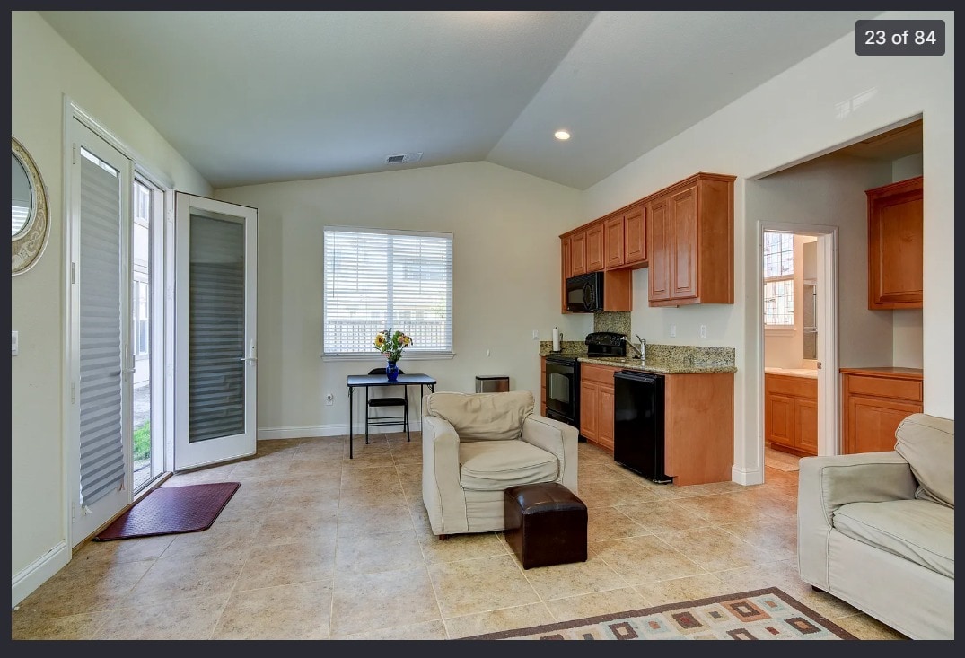 Photo - 735 W Redlands Ave Unit Casitas