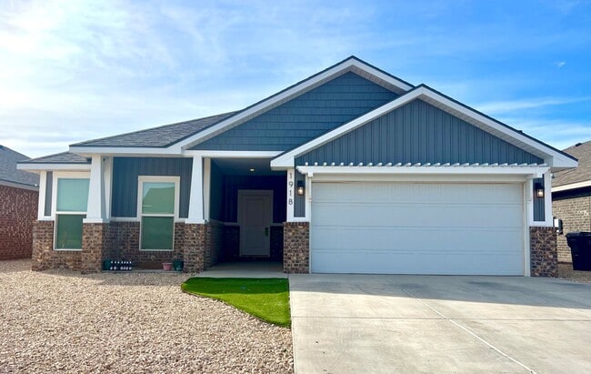 Building Photo - New Beginnings Start At AMRR: RARE 4 BEDROOM IN FRENSHIP ISD