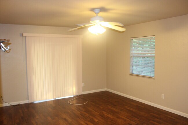Photo - PRE-LEASING 8/1/18 Great Updated 4 Bedroom Home