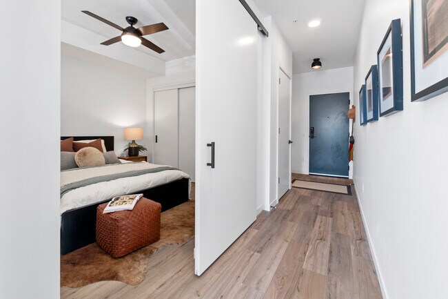 3725 Stinson