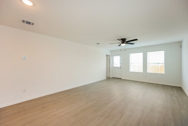 Photo - 1842 Musk Rose