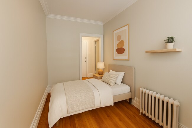 Photo - 149 MacLaren