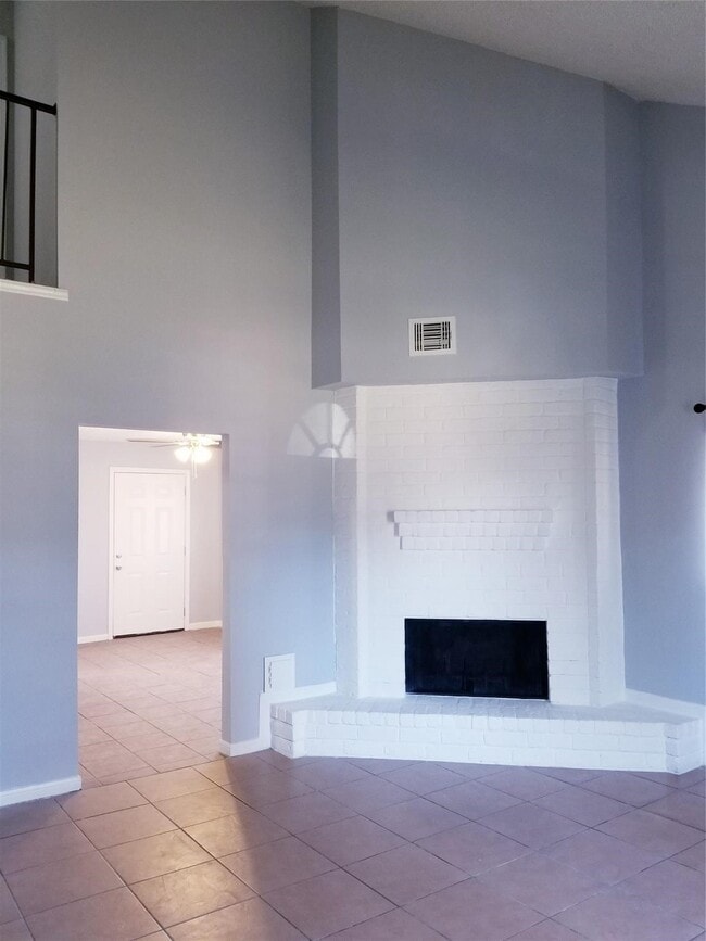 Photo - 8631 Valley Ledge Dr