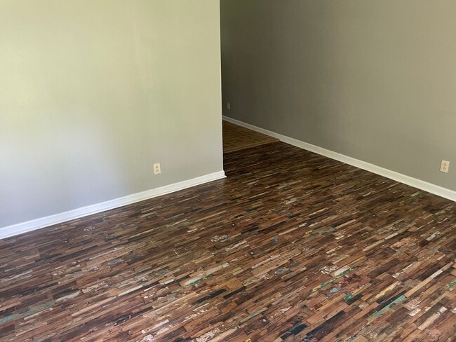 Photo - 3 Bedroom/1 Bath Duplex