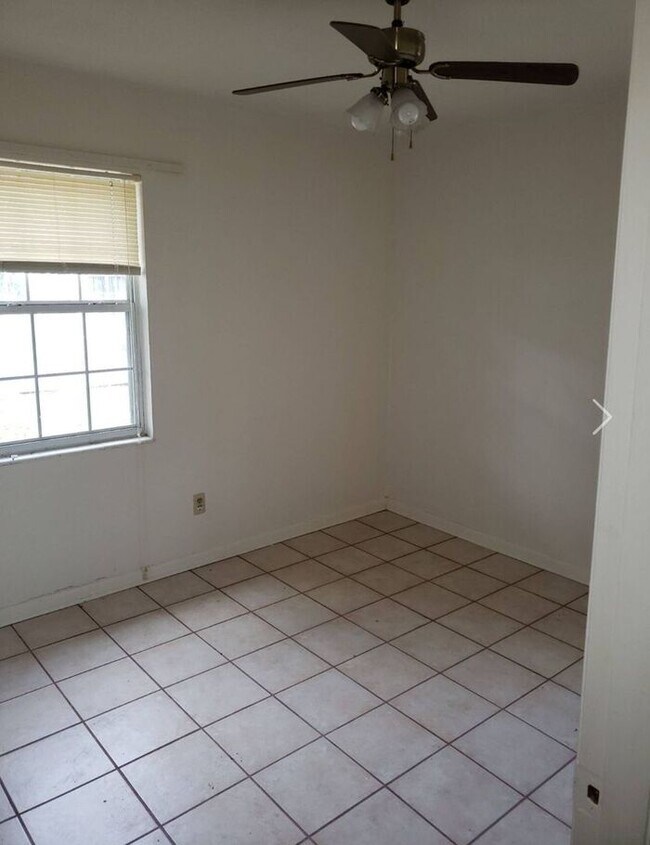 Photo - 4bedrooms 1.5 baths Single Family Home in ...
