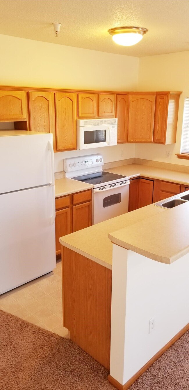 Photo - Town Square Apartments