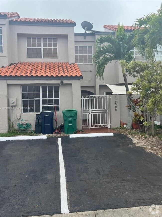 Building Photo - 12866 SW 62nd Terrace Rental