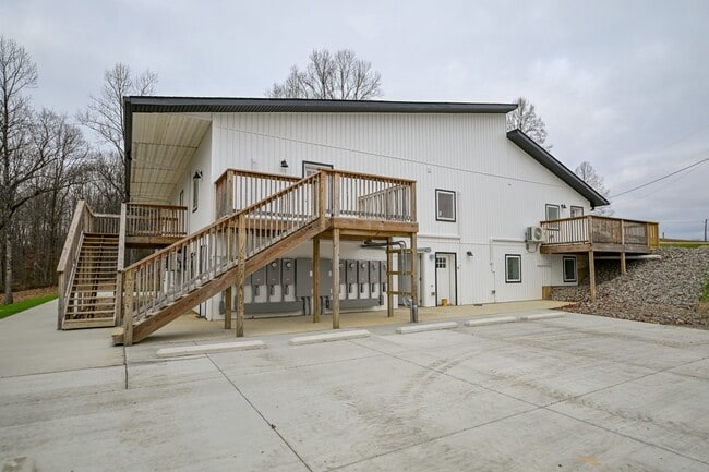 Photo - 42828 Gibson Rd