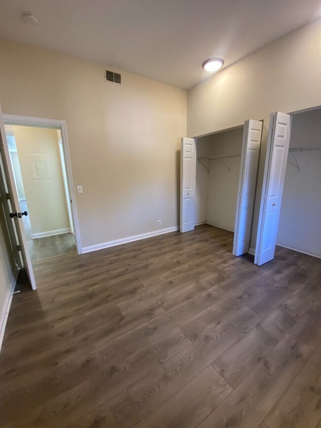 Photo - 911-A Geyer Unit 911-A