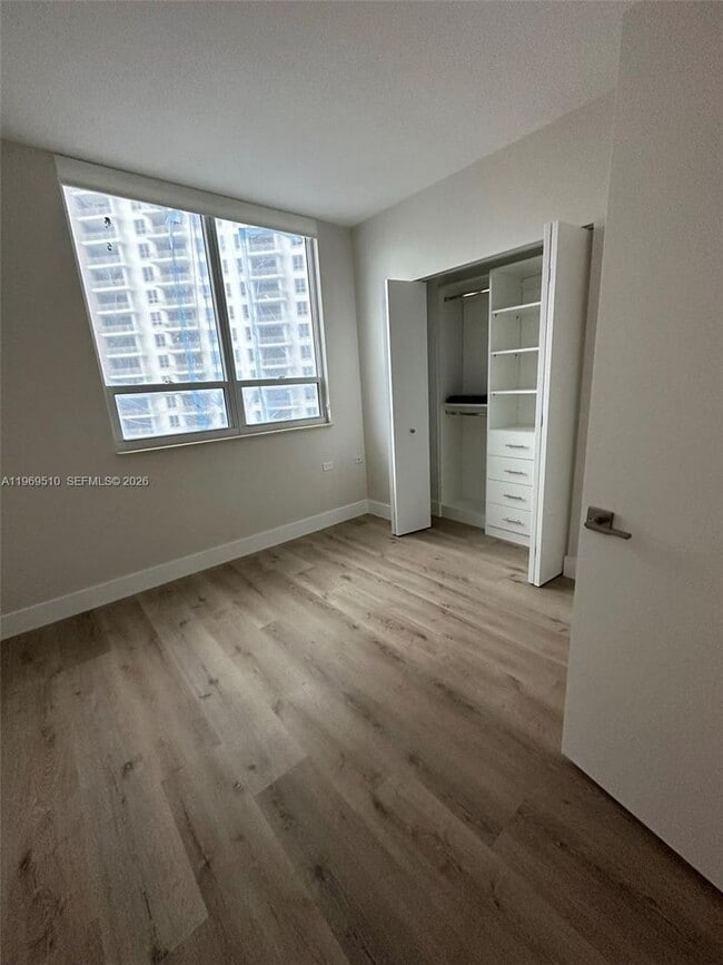 801 Brickell Key Blvd