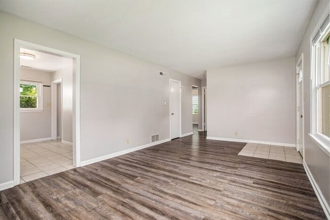 Photo - Charming 3-Bed/1-Bath Ranch Style with Garage