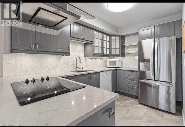 Photo - 1300 Marlborough Ct Unité 523