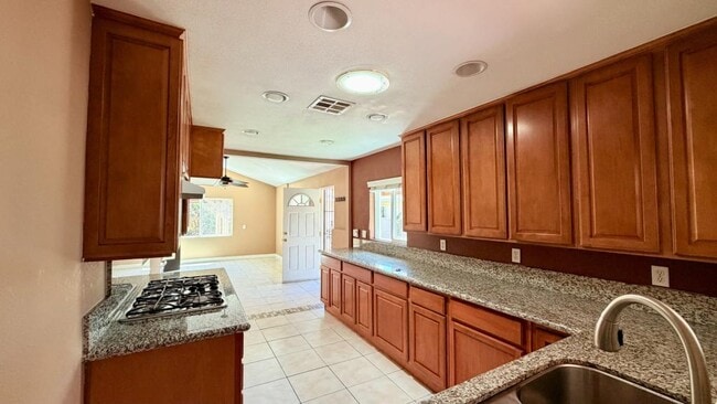Photo - 370 Las Flores Dr
