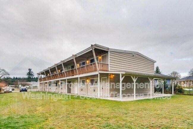 Building Photo - 14510 Washington Ave SW Unit 12