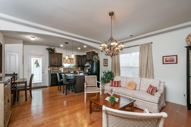 Photo - 1645 Townview Ln