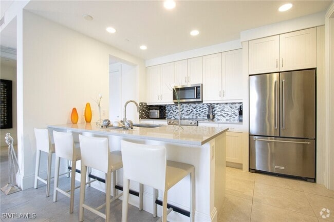 Building Photo - 1035 3rd Ave S Unit 303 Rental