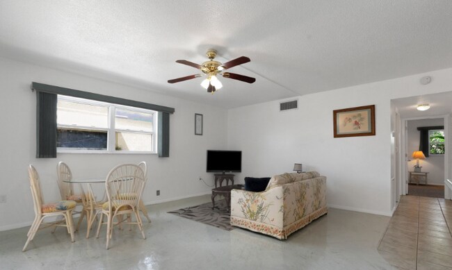 Photo - 612 Guild Dr Unit 20
