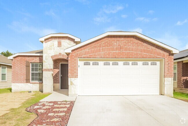 Building Photo - 8963 Oakwood Park Rental
