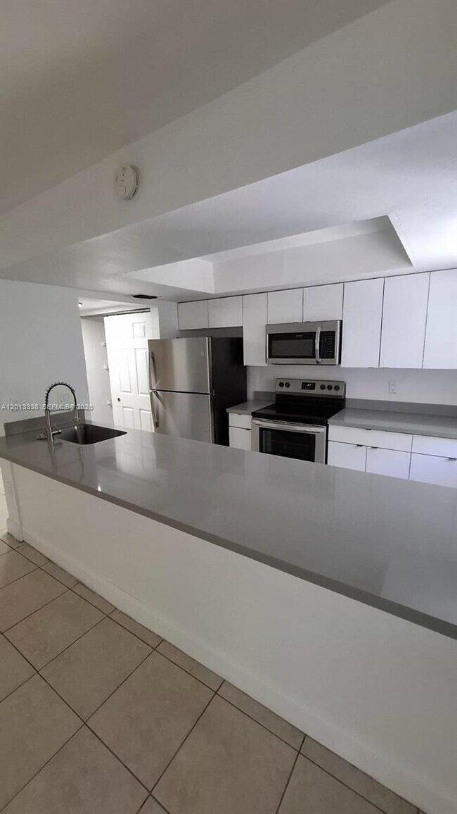 Photo - 16220 NW 2nd Ave Unidad 410