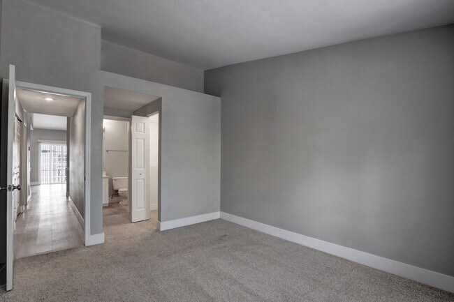 Chandlers Bay Apartments