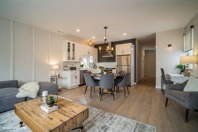 Photo - 1100 S Western Ave Unidad 3F