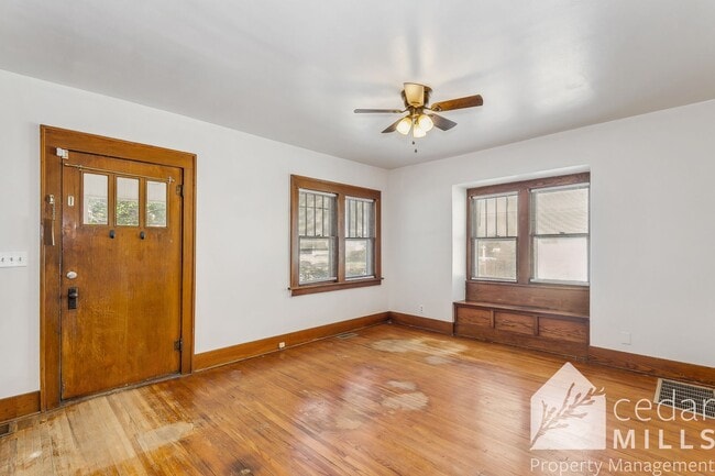 Photo - 130 S Charles St Unidad #1