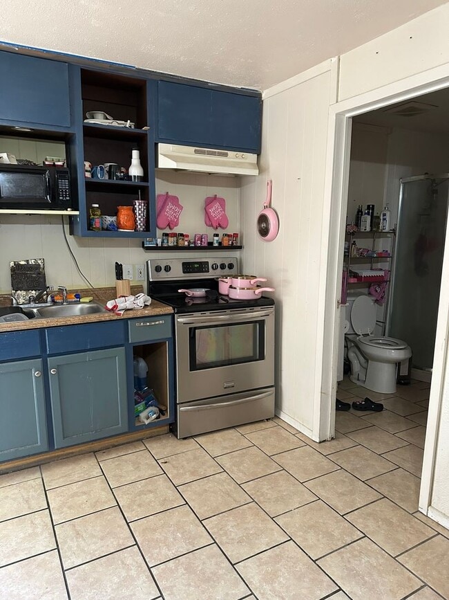 Photo - 1393 Amarillo St