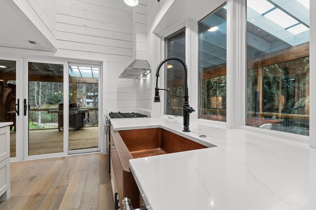 Photo - 85 Hillcrest Dr