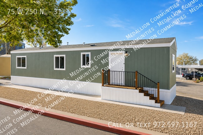 Building Photo - 75 W 250 N