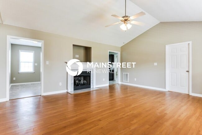 Photo - 3 Bedroom Pet-Friendly Home in Clayton, NC...