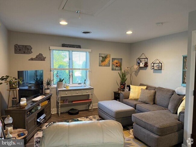 Building Photo - 963-APT Biglerville Rd