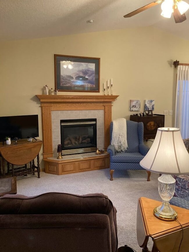 Photo - 4 Bedroom Twin Home