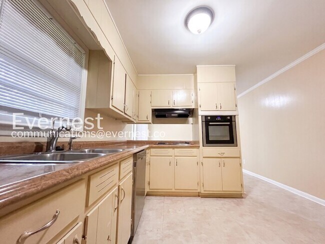 Photo - 3 Bed/1.5 Bath Home with Carport / Coming Soon!
