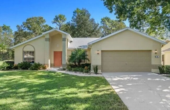 Building Photo - Luxurious Living with Private Pool Rental