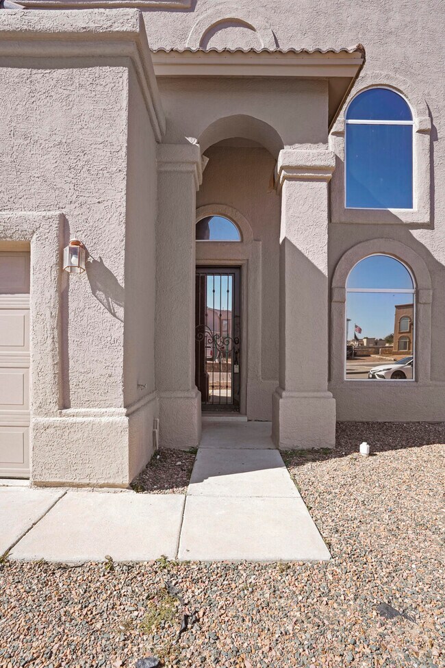 2149 Shreya St