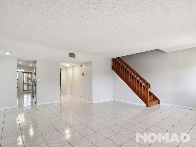 Photo - 3921 NW 94th Ave