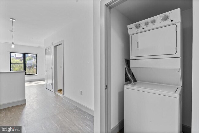 Photo - 303 McMechen St Unit 311