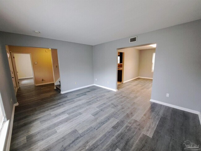Photo - 7819 Hearthstone Cir