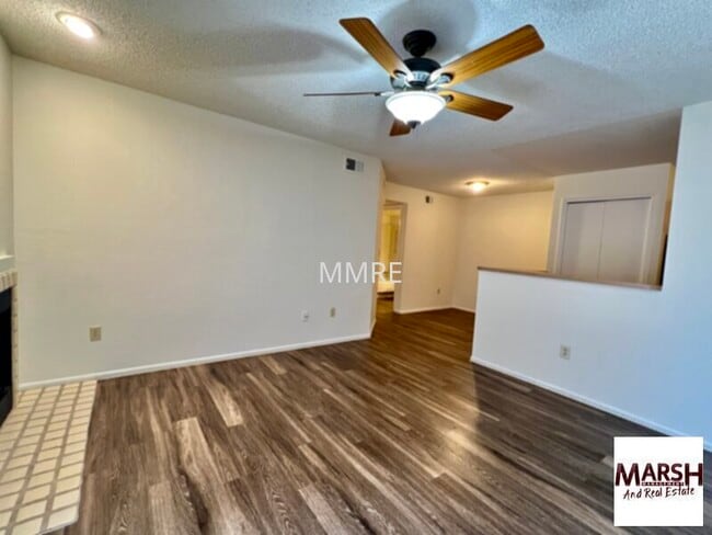 Photo - Cozy 2 bedroom condo with community pool in Mesa!