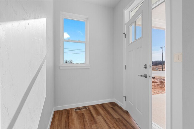 Photo - 1901 Hidden Hollow Ln
