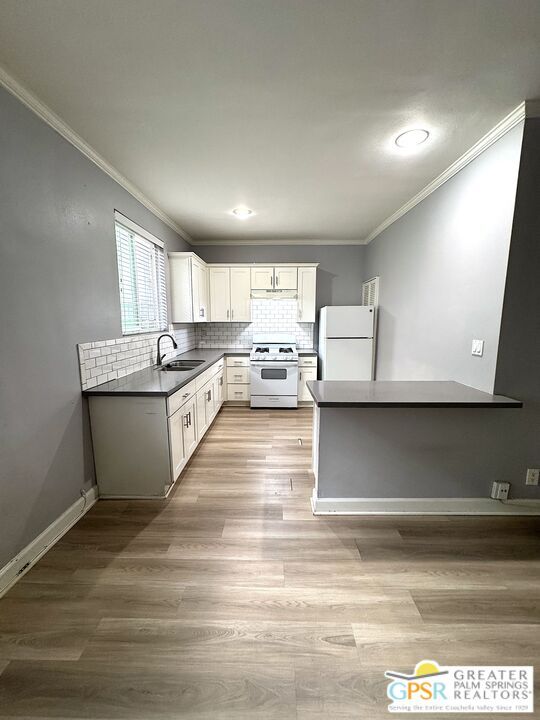 Photo - 446 S Rampart Blvd